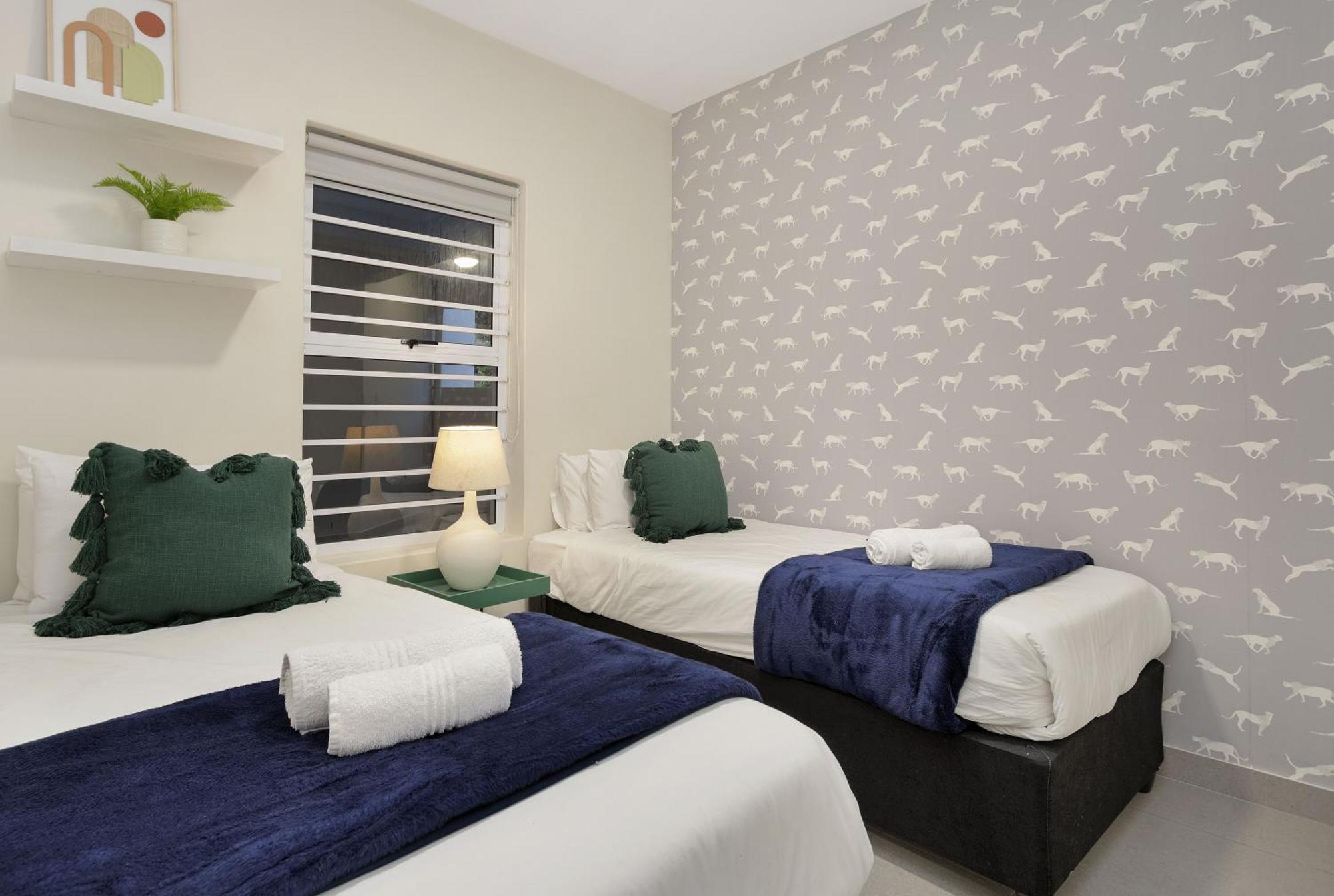 Sunset On Hill 3 By Hostagents Appartement Kaapstad